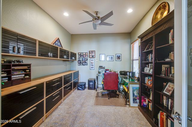 6960 S FOREST Avenue, Gilbert, AZ 85298