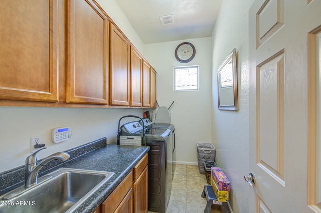6960 S FOREST Avenue, Gilbert, AZ 85298