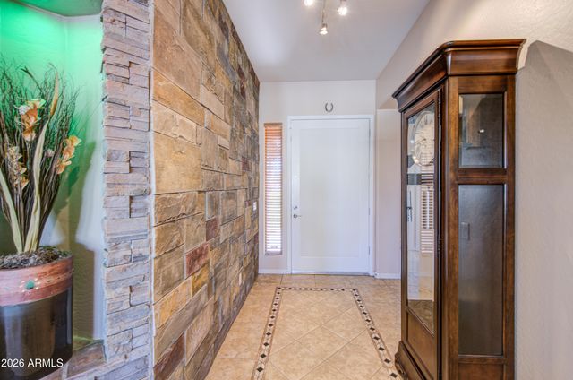6960 S FOREST Avenue, Gilbert, AZ 85298