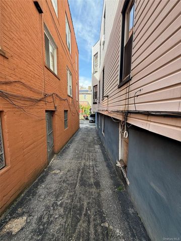 1129 Beach Avenue, Bronx, NY 10472
