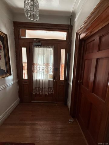 1129 Beach Avenue, Bronx, NY 10472