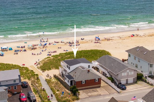 103 Ocean Drive, Seabrook, NH 03874