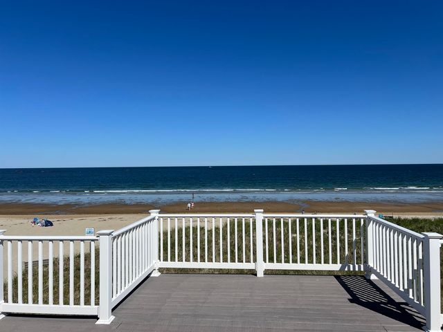 103 Ocean Drive, Seabrook, NH 03874