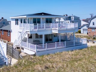 103 Ocean Drive, Seabrook, NH 03874