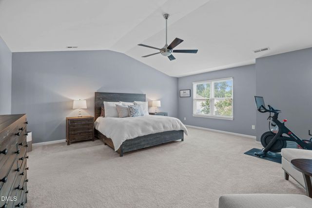 182 Stobhill Lane, Holly Springs, NC 27540