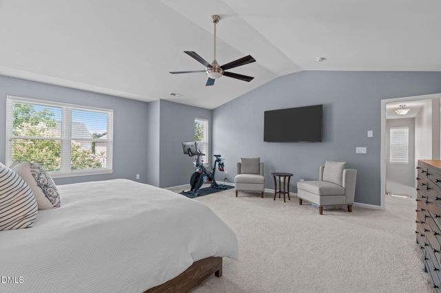 182 Stobhill Lane, Holly Springs, NC 27540