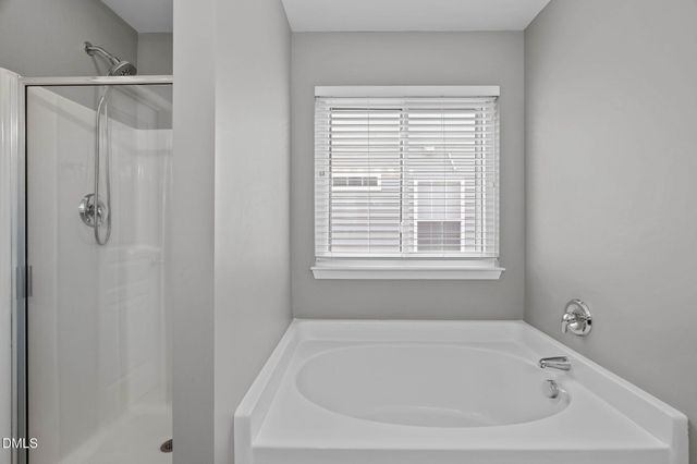 182 Stobhill Lane, Holly Springs, NC 27540
