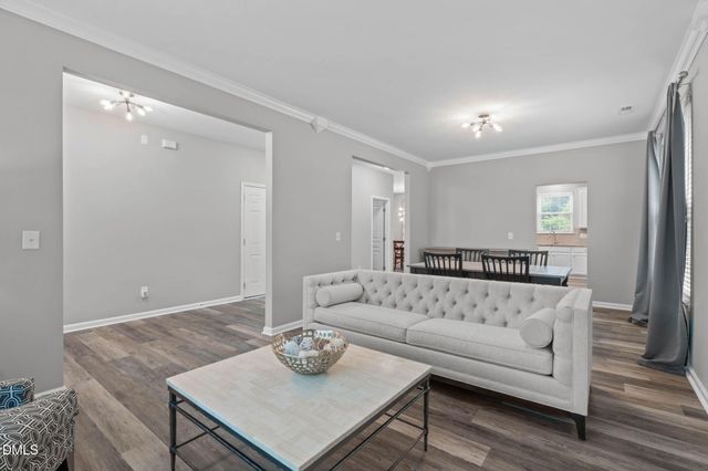 182 Stobhill Lane, Holly Springs, NC 27540