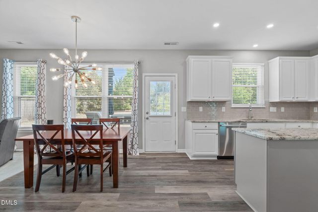 182 Stobhill Lane, Holly Springs, NC 27540