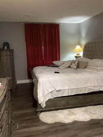 819 62ND AVENUE S, St Petersburg, FL 33705