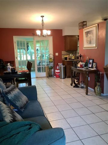 819 62ND AVENUE S, St Petersburg, FL 33705