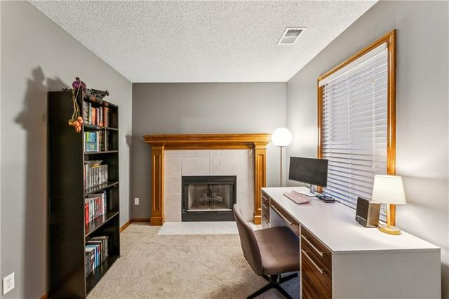 3208 SW 11th Street Circle, Blue Springs, MO 64015