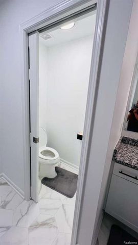 51949 Westend Drive, Shelby Twp, MI 48315