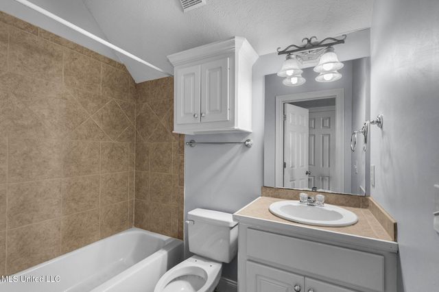 100 Savoy Park, Madison, MS 39110