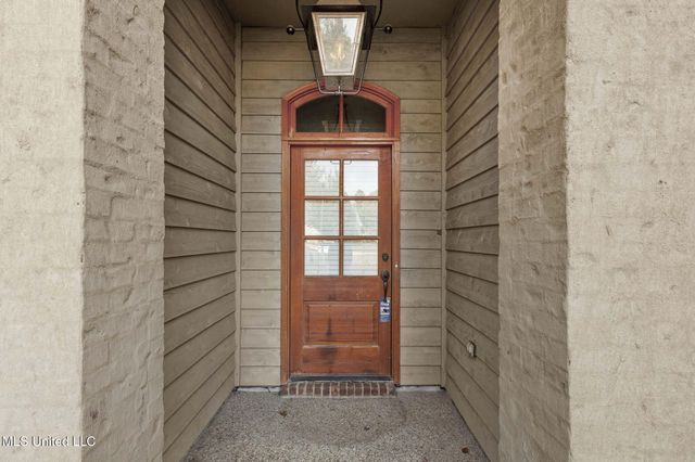 100 Savoy Park, Madison, MS 39110