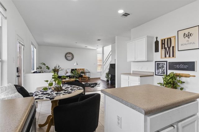 13524 Lyndon B Johnson ST, Manor, TX 78653