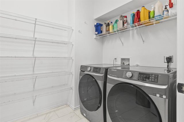13524 Lyndon B Johnson ST, Manor, TX 78653