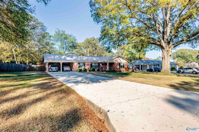 2216 Magnolia Street SE, Decatur, AL 35601