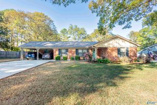 2216 Magnolia Street SE, Decatur, AL 35601