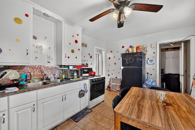 5376 N 38th STREET, Milwaukee, WI 53209