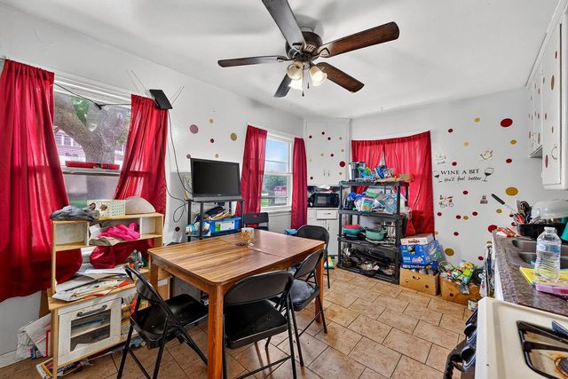 5376 N 38th STREET, Milwaukee, WI 53209