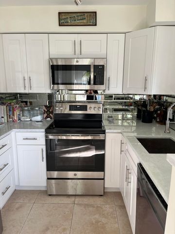 1001 Crystal Way A, Delray Beach, FL 33444