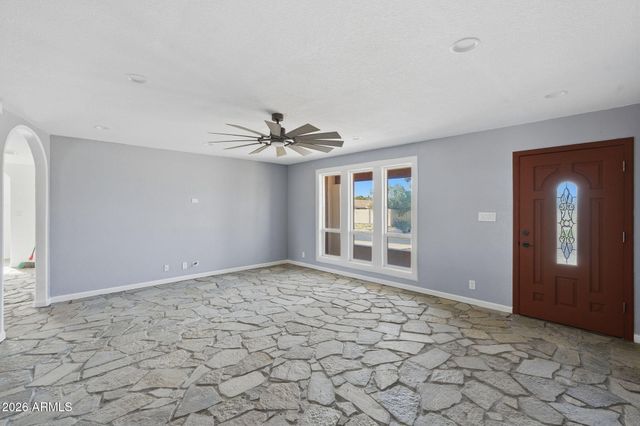 1461 N 63RD Place, Mesa, AZ 85205