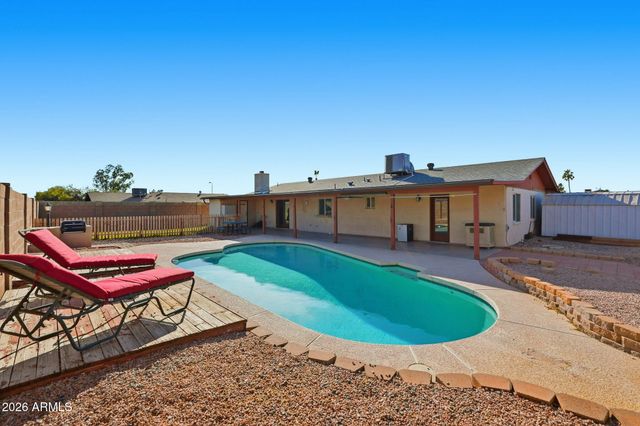 1461 N 63RD Place, Mesa, AZ 85205