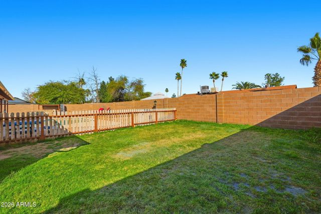 1461 N 63RD Place, Mesa, AZ 85205
