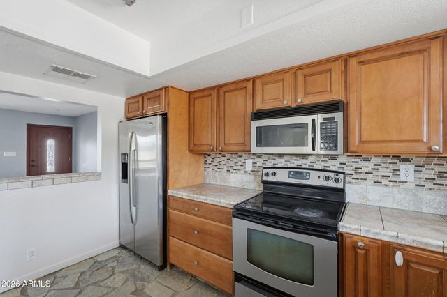 1461 N 63RD Place, Mesa, AZ 85205