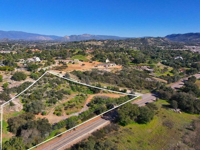 Betsworth Rd, Valley Center, CA 92082