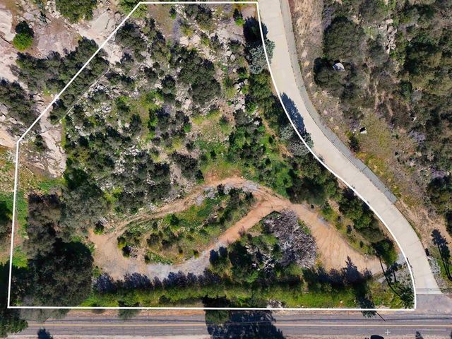 Betsworth Rd, Valley Center, CA 92082
