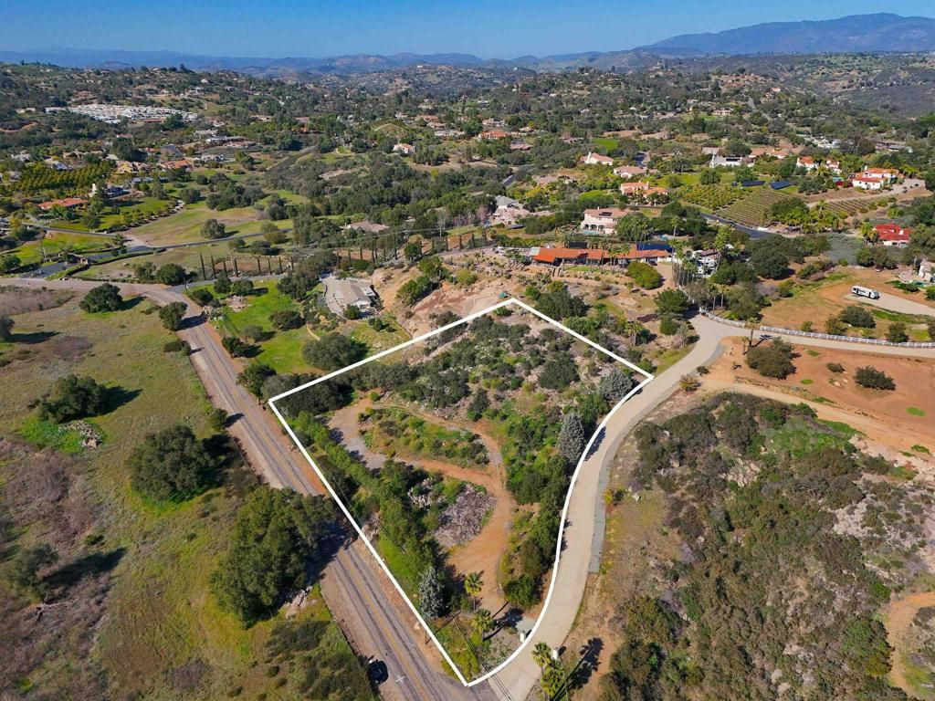Betsworth Rd, Valley Center, CA 92082