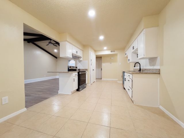 1037 Nancy Lane, Lancaster, TX 75134