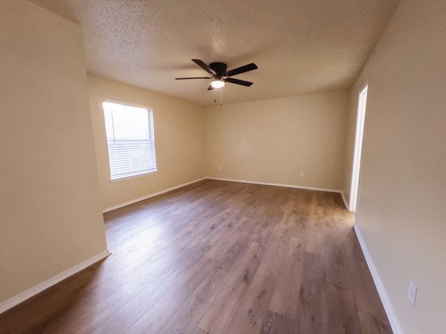 1037 Nancy Lane, Lancaster, TX 75134