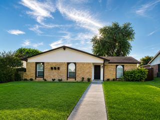 1037 Nancy Lane, Lancaster, TX 75134