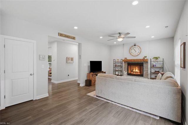 1125 Beaver Dam RD, Chesapeake, VA 23322