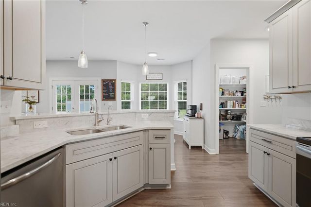 1125 Beaver Dam RD, Chesapeake, VA 23322