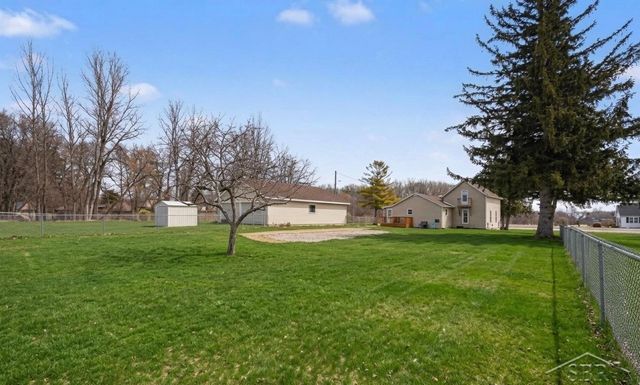 1758 S River Road, Thomas Twp, MI 48609