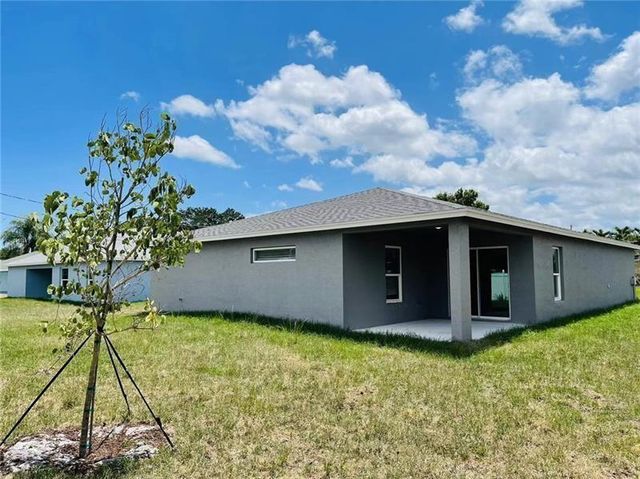 1961 SW Michelangelo Avenue, Port St. Lucie, FL 34953