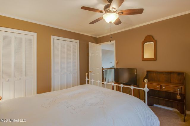 2588 Rue Palafox, Biloxi, MS 39531