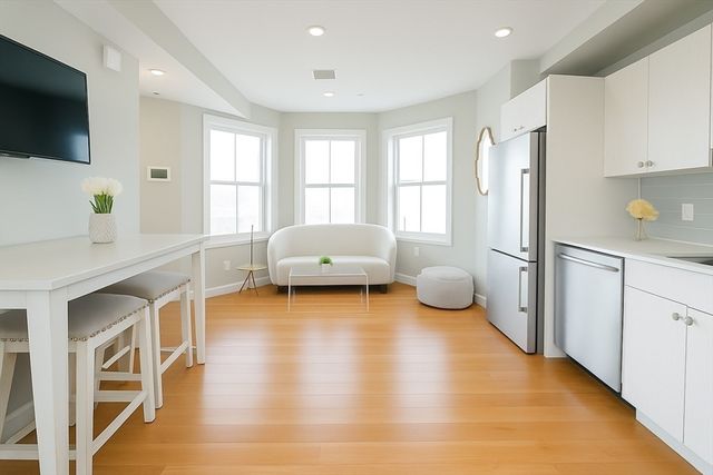 89 Prescott St C, Boston, MA 02128