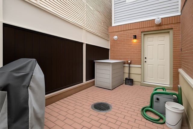 89 Prescott St C, Boston, MA 02128