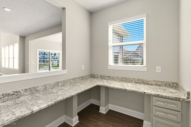 5275 Duxbury Drive, Copley, OH 44321