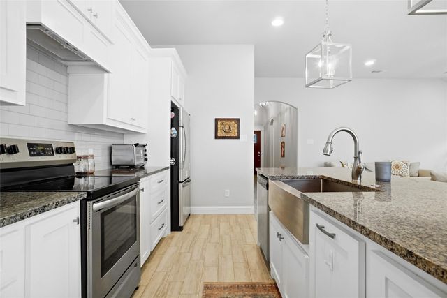 952 Sam Street, Springtown, TX 76082