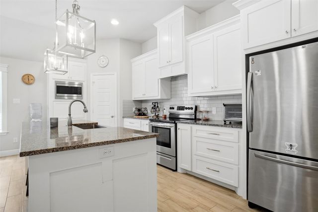 952 Sam Street, Springtown, TX 76082