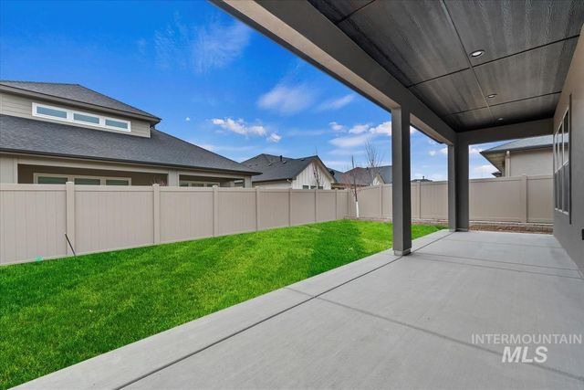 2136 N Hurtsville Ave, Kuna, ID 83634