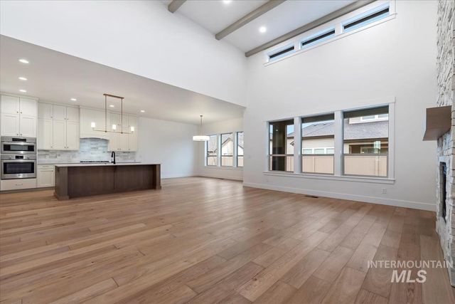 2136 N Hurtsville Ave, Kuna, ID 83634