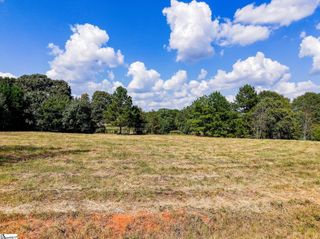 125,127 Windfield Hill Road, Williamston, SC 29697
