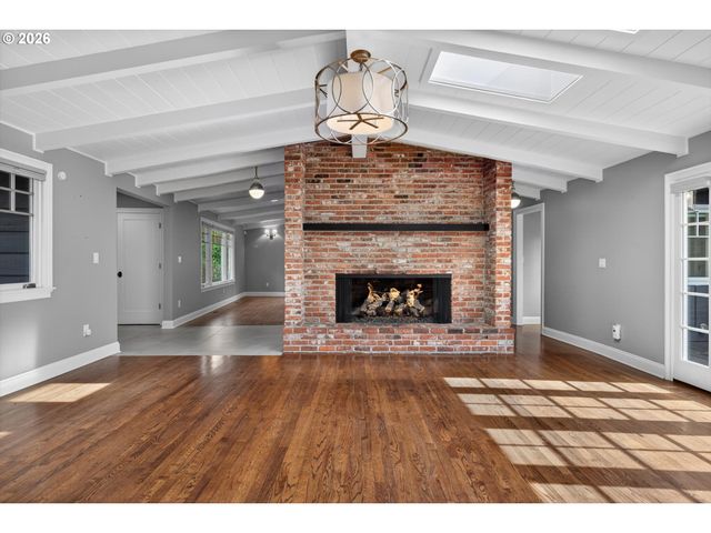 2628 GLENMORRIE Dr, Lake Oswego, OR 97034